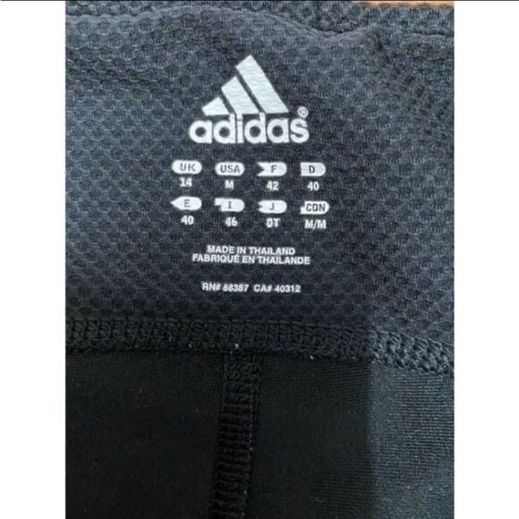 Adidas women’s black capri leggings, size medium - Picture 3 of 3
